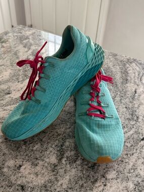 NOBULL Turquoise Training Sneakers with Pink Laces